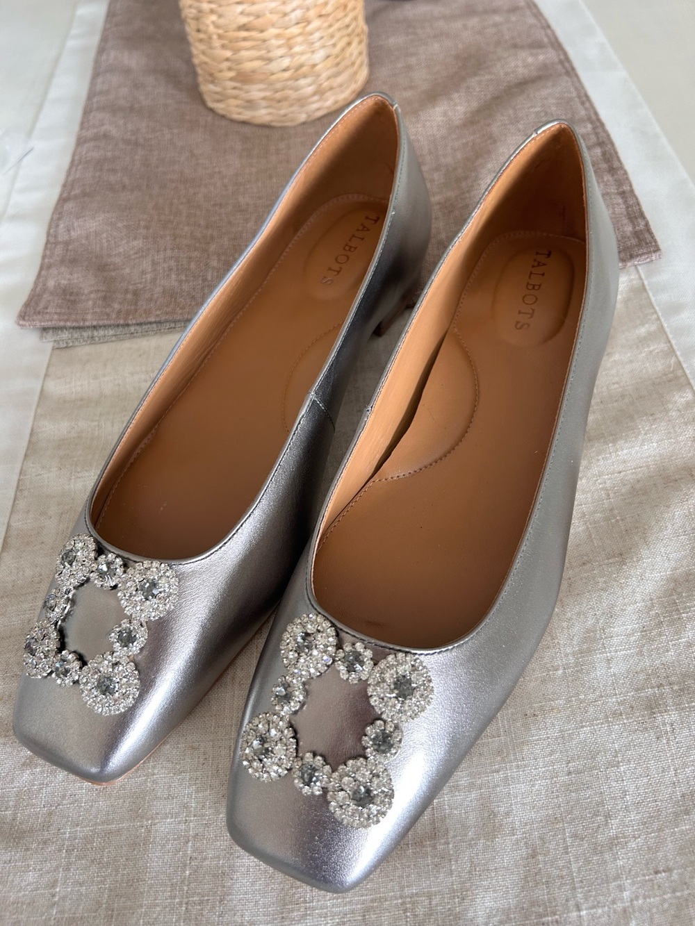 Talbots NEW Silver Embellished Leather Ballet Flats Size 10.5